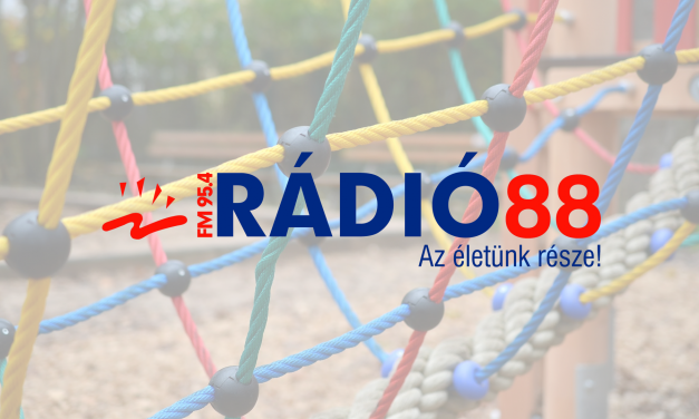 Játszótér létrehozásában segített a Rádió 88